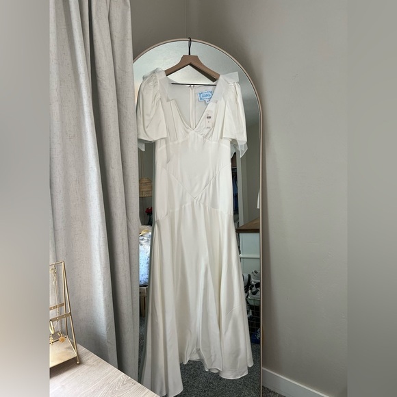 Mare Mare V-Neck Bow Flutter-Sleeve Organza Slip Dress - Picture 4 of 5